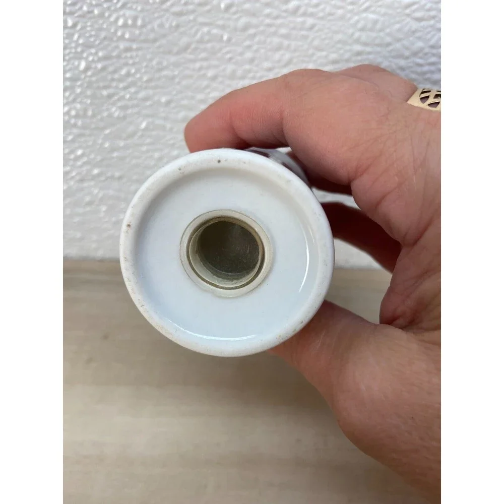 Vintage Utah White Ceramic Salt Shaker Travel Souvenir NOS
